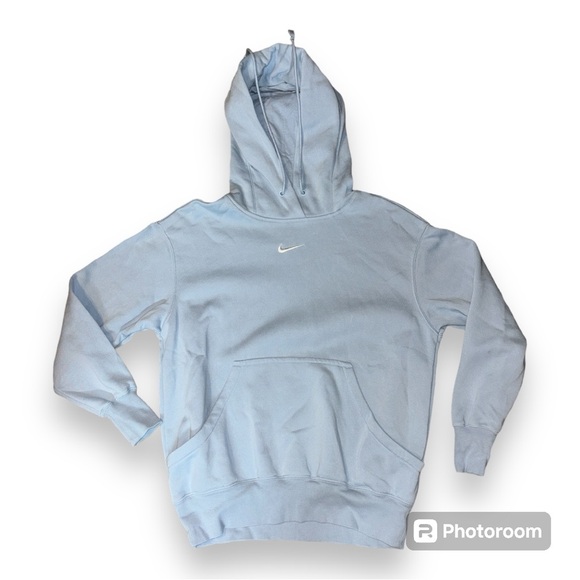 Nike Tops - Nike center swoosh hoodie